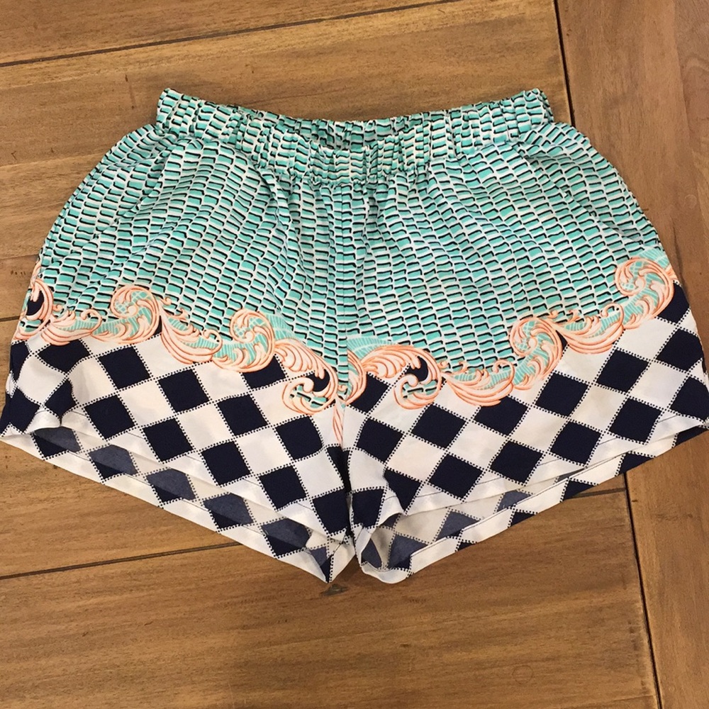 Karlie Pattered Shorts With Pockets